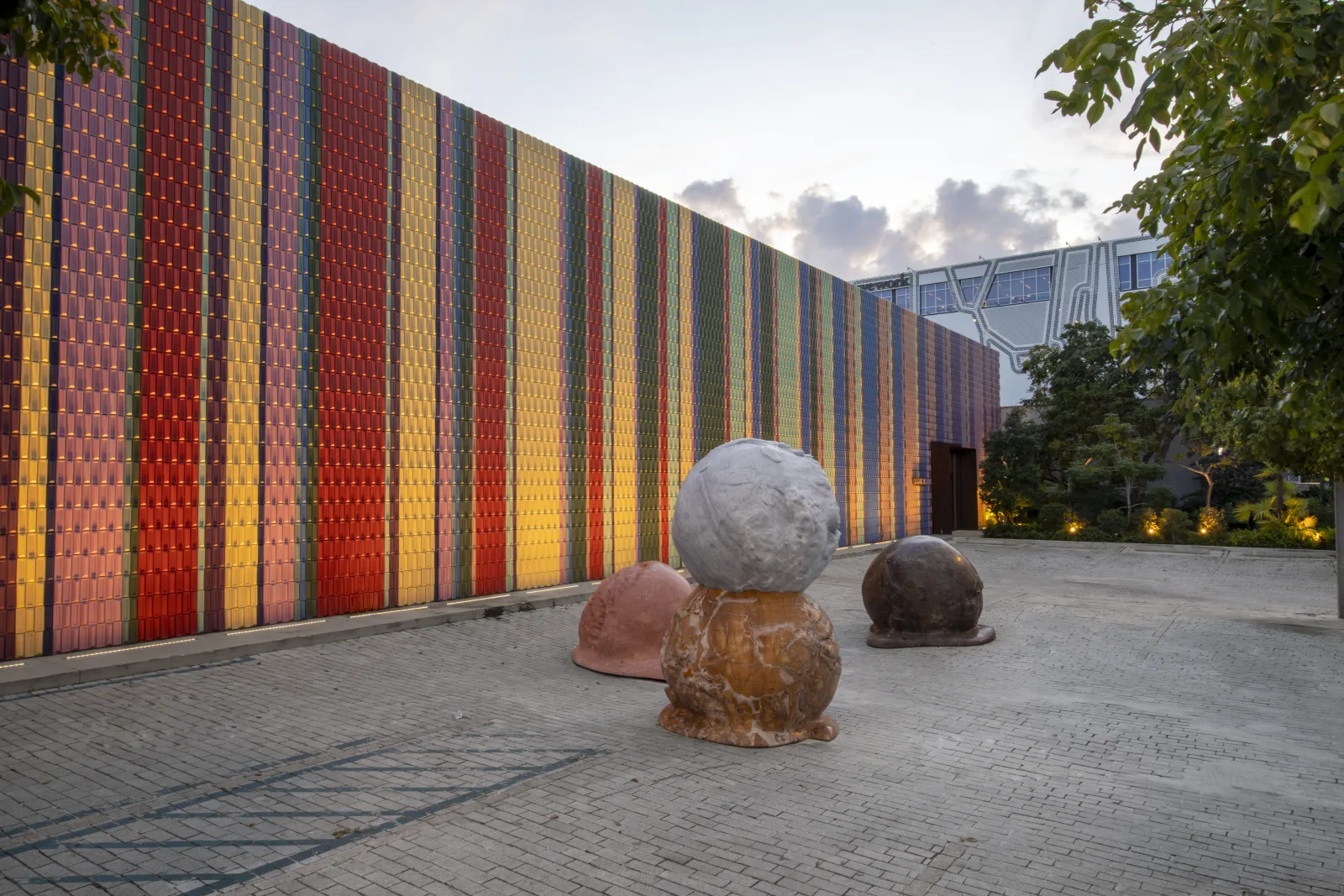 Alicja Kwade Pretty Pity collection in ARCA natural stone, view 1