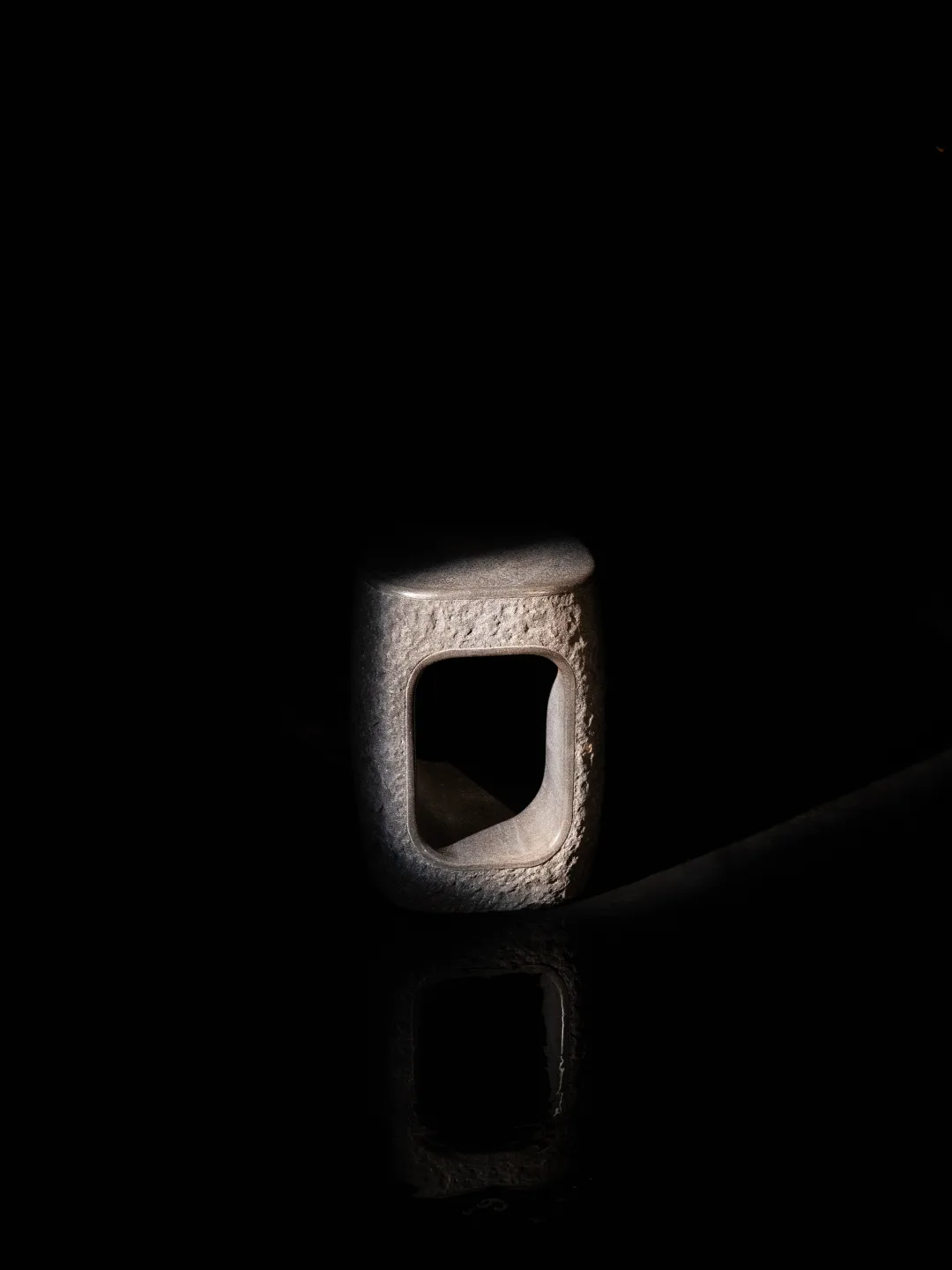 Vincent Van Duysen Gravitas collection in ARCA natural stone, view 14
